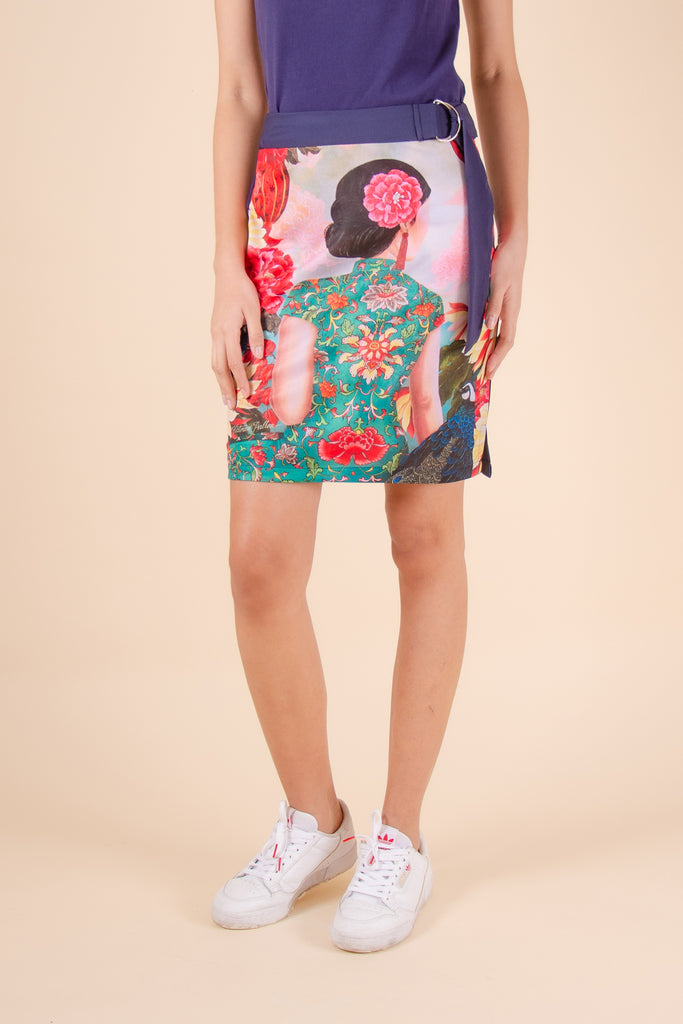 ABOVETHEKNEEQUEEN-NAVY_FRONT Above the knee pencil cut skirt with front print, plain color at the back and belt