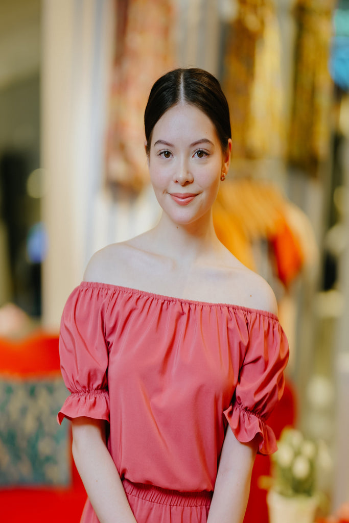 WB - JULIETA Short sleeved scoopneck crop blouse