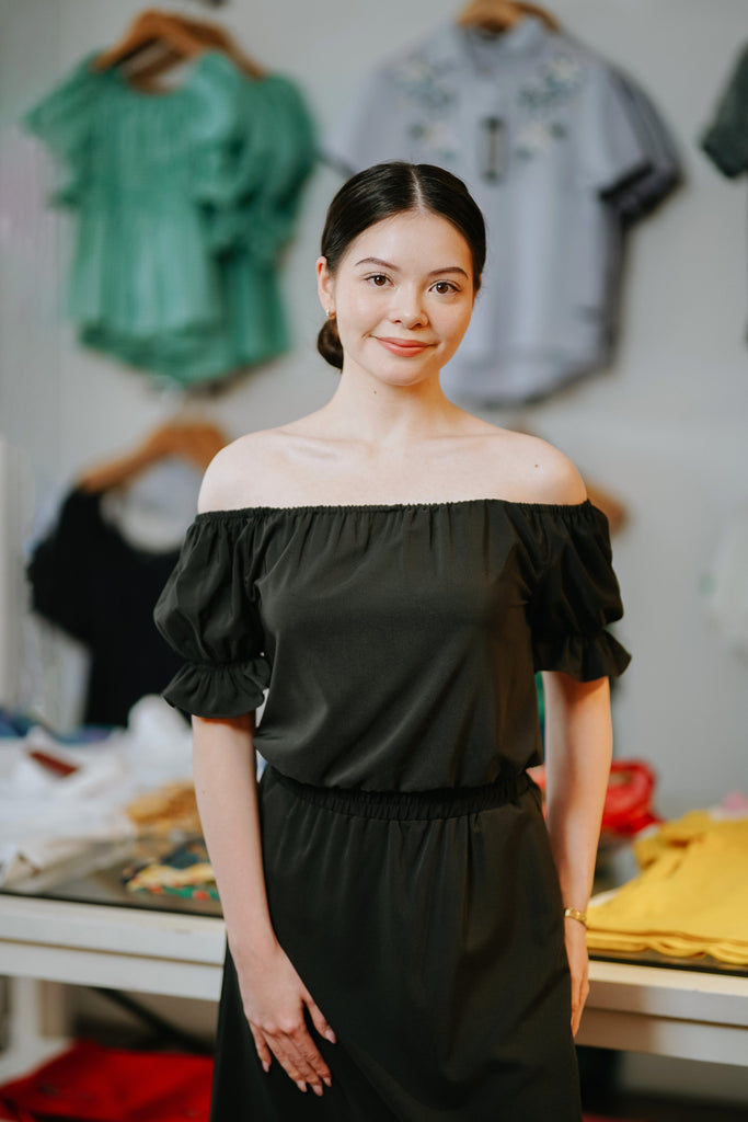 WB - JULIETA Short sleeved scoopneck crop blouse