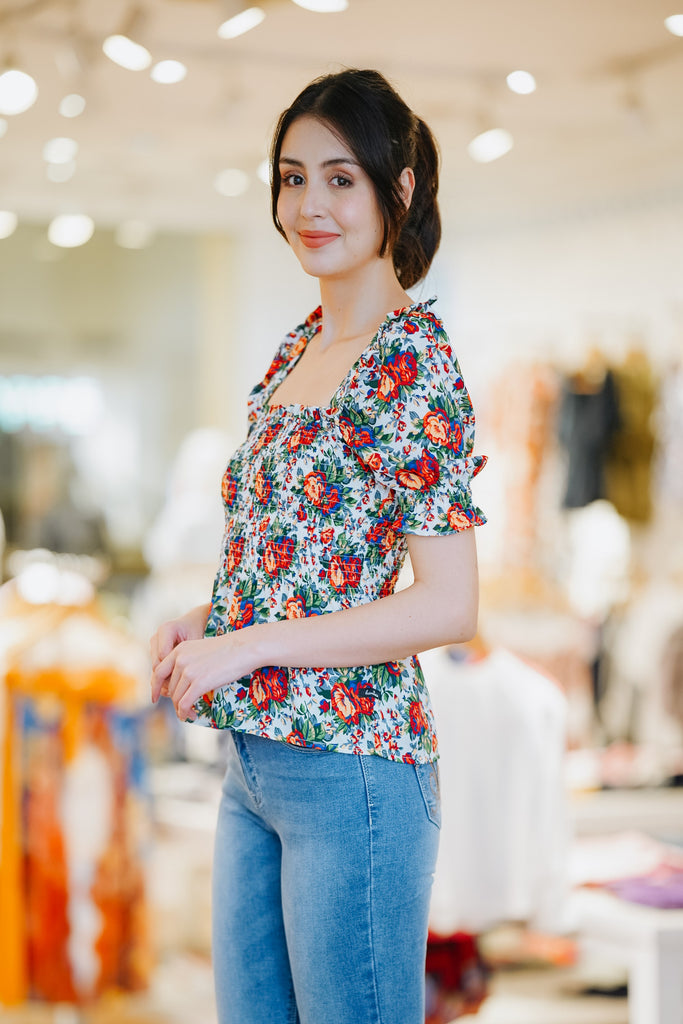 WB - RENILDA Short sleeves square neck floral blouse
